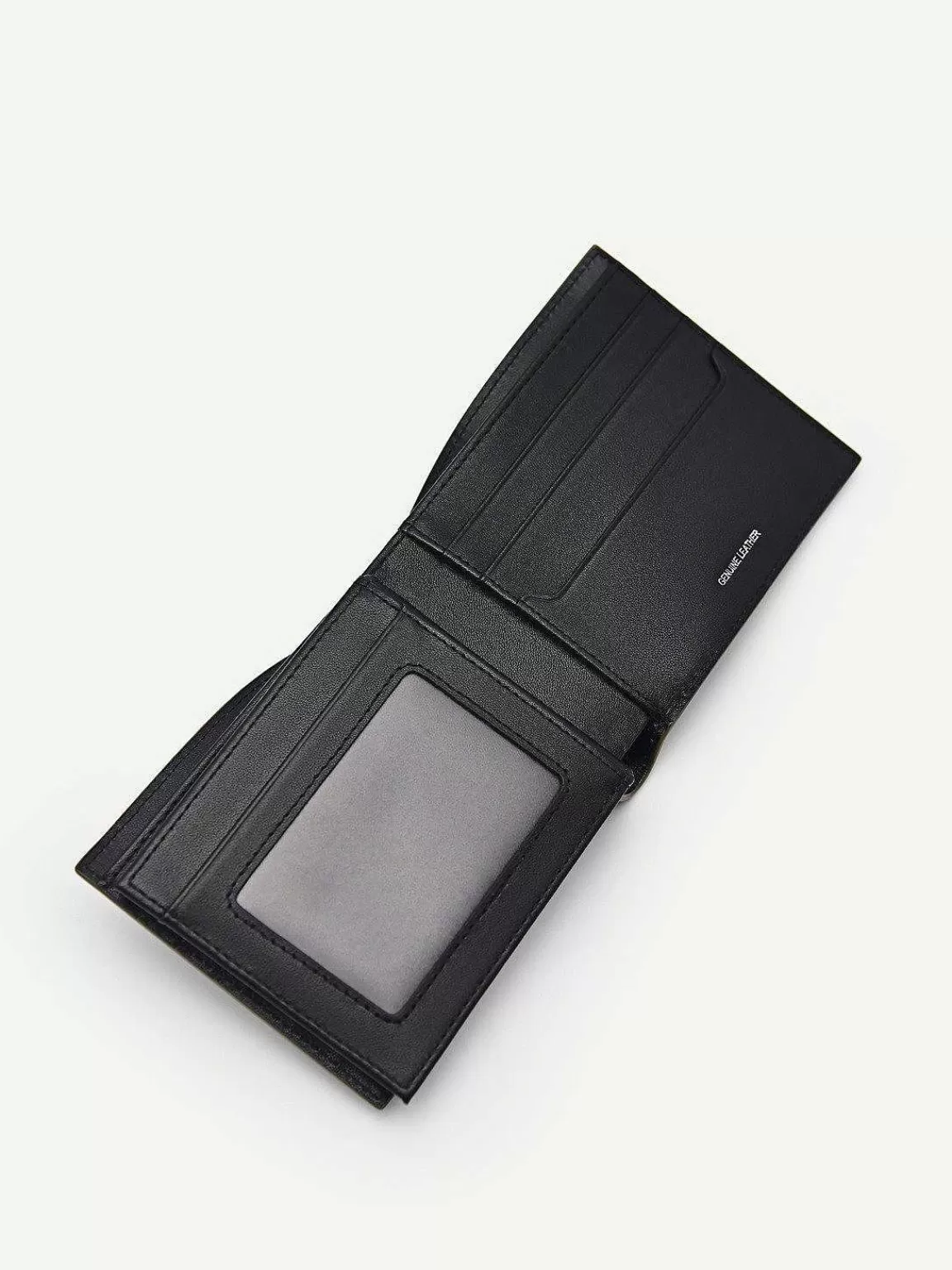 PEDRO Wallets<Embossed Leather Bi-Fold Flip Wallet