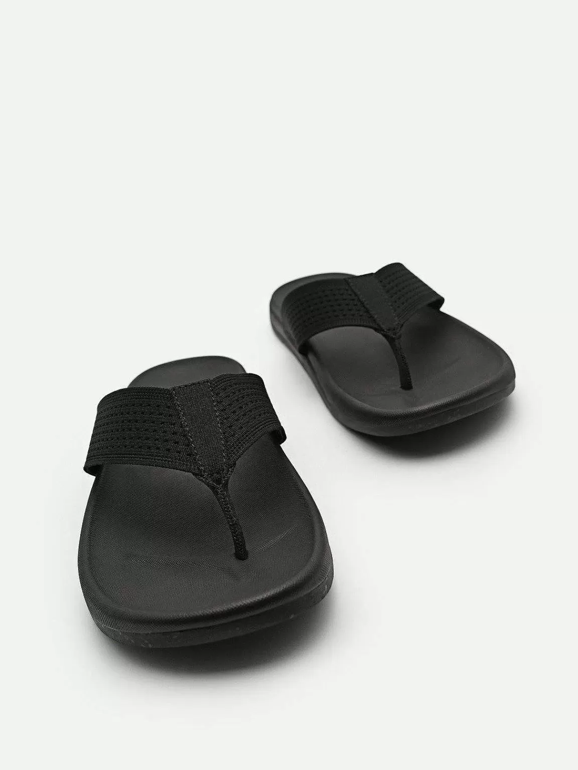 PEDRO Sandals<Knitted Lightweight Thong Sandal